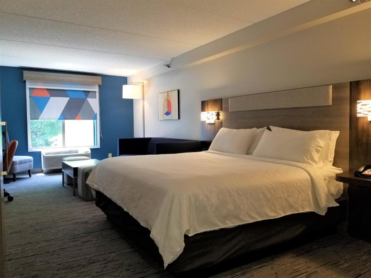 Holiday Inn Express Apex - Raleigh By Ihg Eksteriør billede