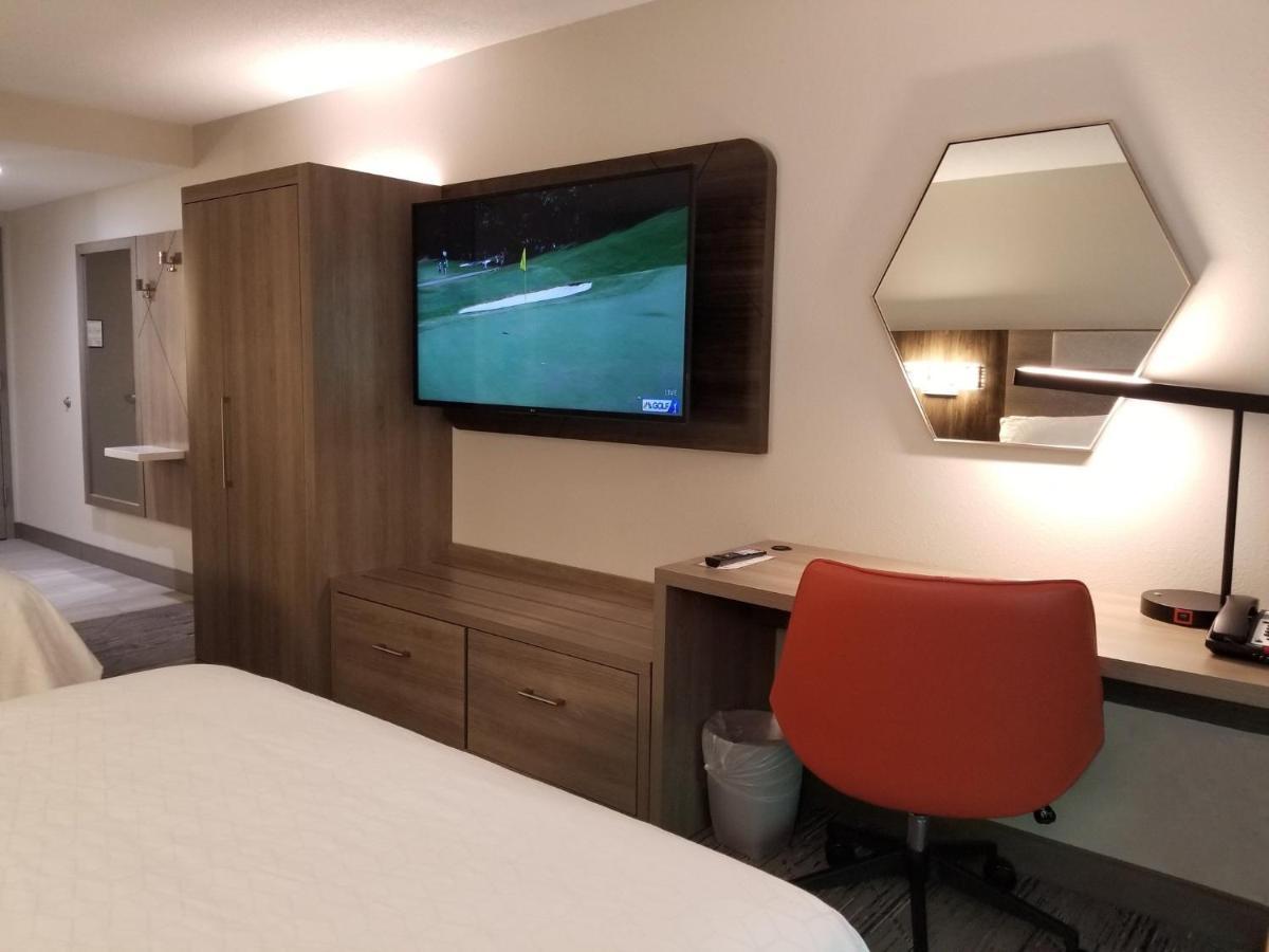 Holiday Inn Express Apex - Raleigh By Ihg Eksteriør billede
